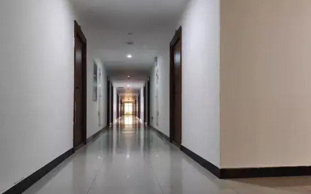 Sutian Homestay (Yuncheng Dongxing Upward Plaza)