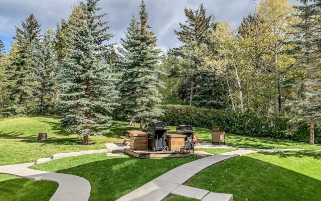 Banff Boundary Lodge-Mountain View Condo