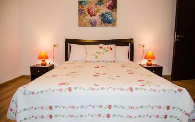 Lindos Central Apartments