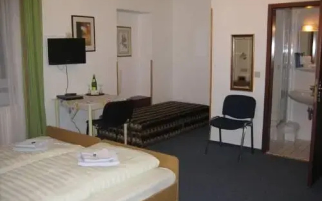 Komfort Haus Christel and Guesthouses