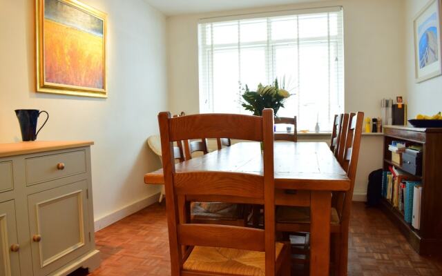 3 Bedroom Pimlico Home