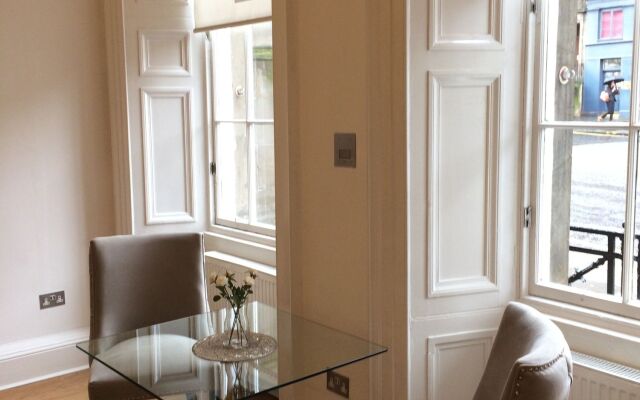 Hanover 71 Suites