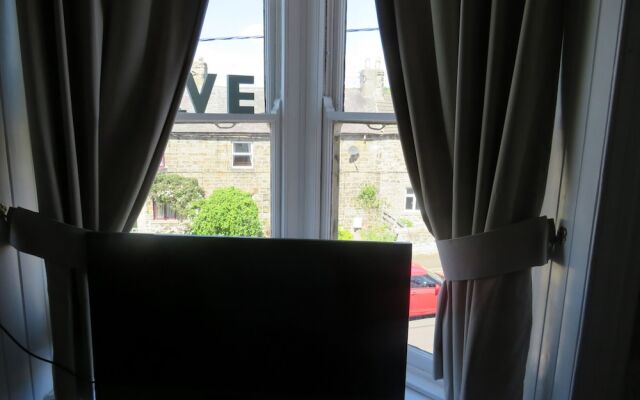 The Queens Arms Hotel