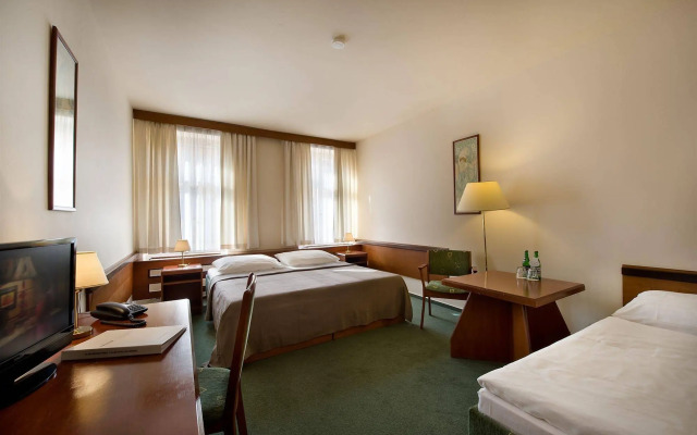 Three Crowns Hotel Prague