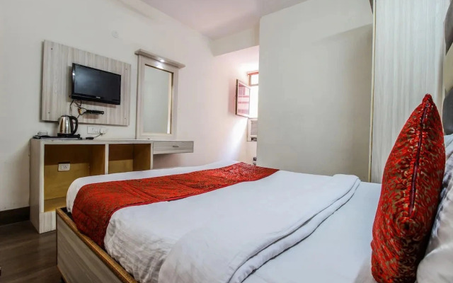 Star Palace Hotel By OYO Rooms