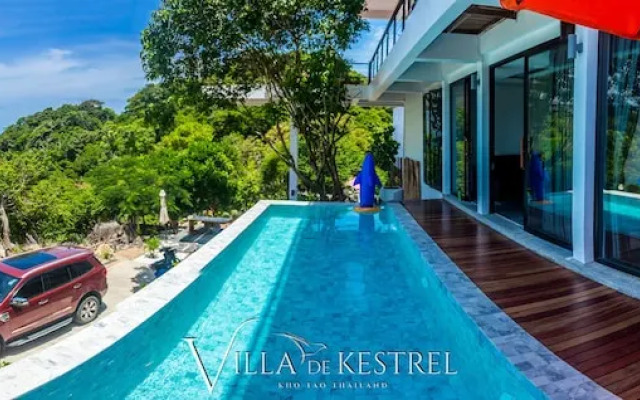 Villa De Kestrel