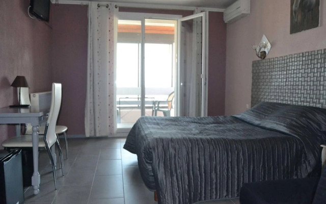 Hôtel Le Dauphin Bleu