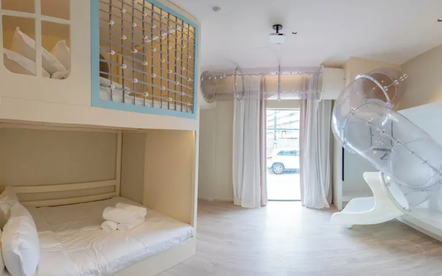 VIENTO RedHouse Melaka by Rest Collection