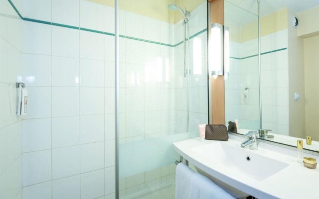 ibis Marseille Timone