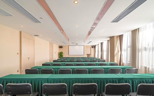 Lavande Hotel (Wuxi Municipal Government Yangming Metro Station)