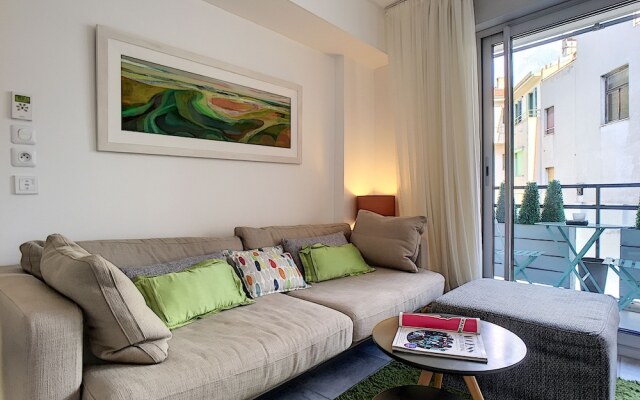 Fresco Premium by Nestor&Jeeves
