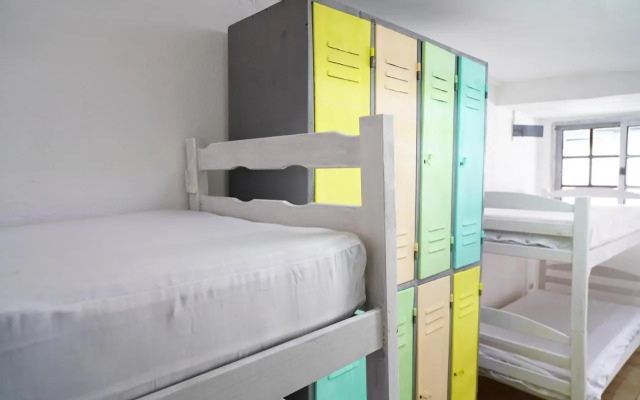Laguada Hostel