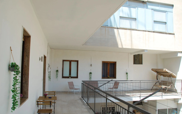 Bari Rooms Central Station