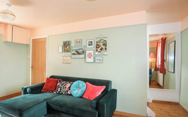 12 Brynffynnon