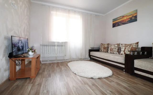 Cozy house on Savushkina street 6 building 8