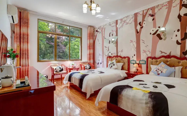 Bifeng Renjia Panda B&B