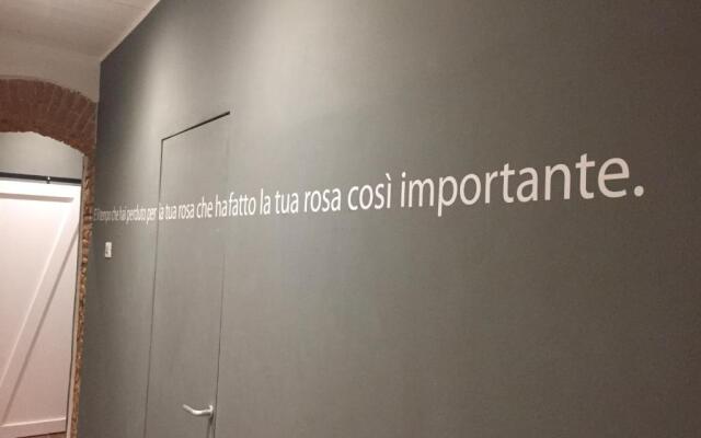 Santa Croce Apartment