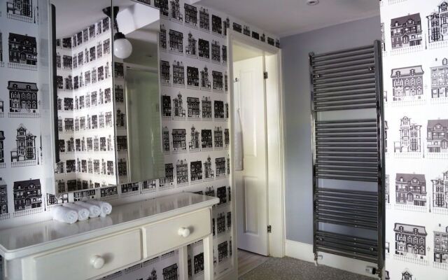 Summer Hill Guest House
