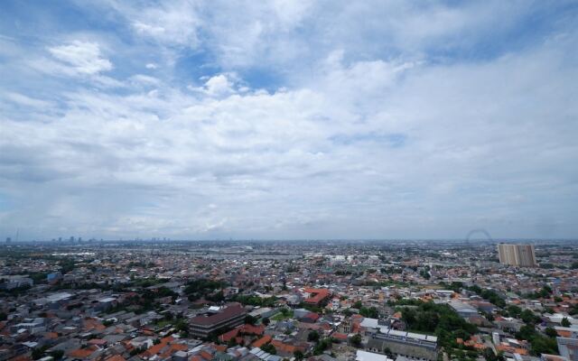 Comfortable Studio Puri Mansion Apartment