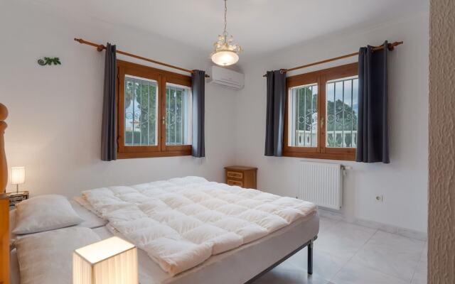 Enchanting Villa in El Verger With Swimming Pool