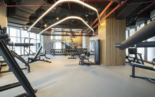 Waves - The Suite Dubai Luxury Waterfront Living