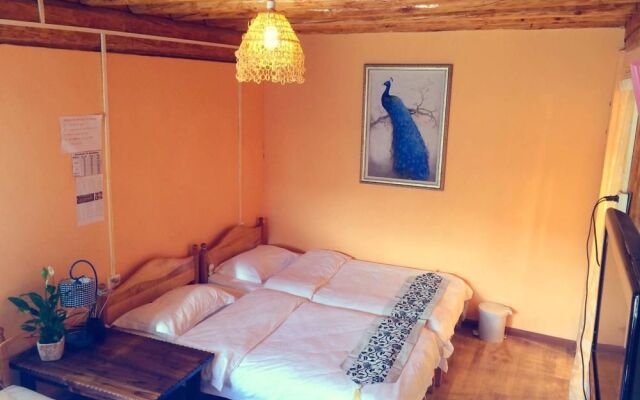 Carnation Inn - Lijiang