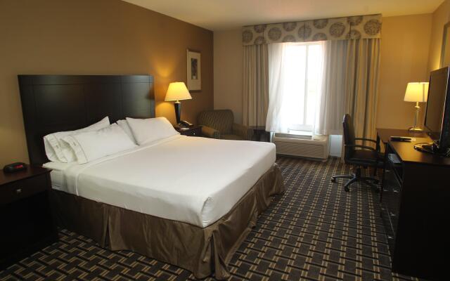 Holiday Inn Express Pembroke by IHG