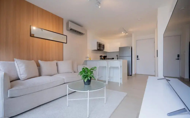 w Captivating 1BR in San Francisco