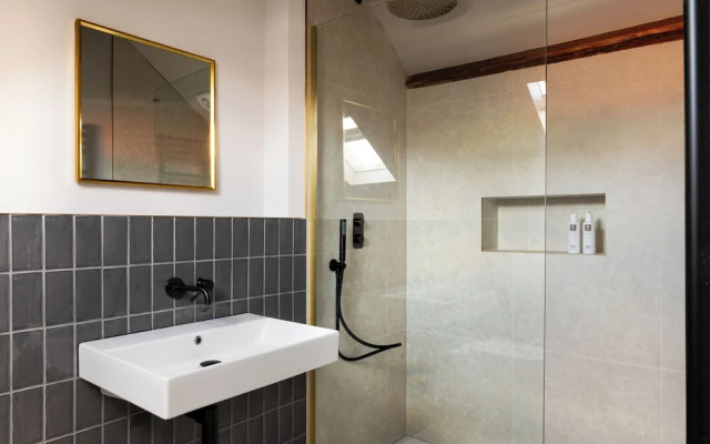 Domain Boutique Rooms