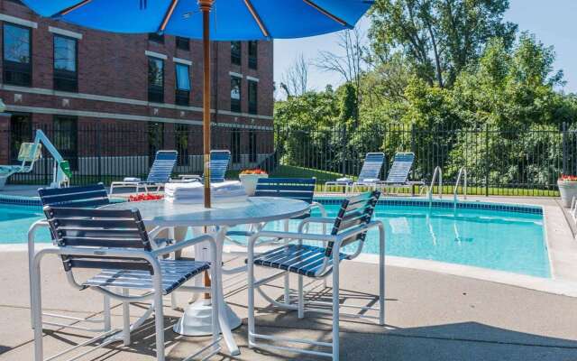 Quality Inn Auburn Hills - Detroit North