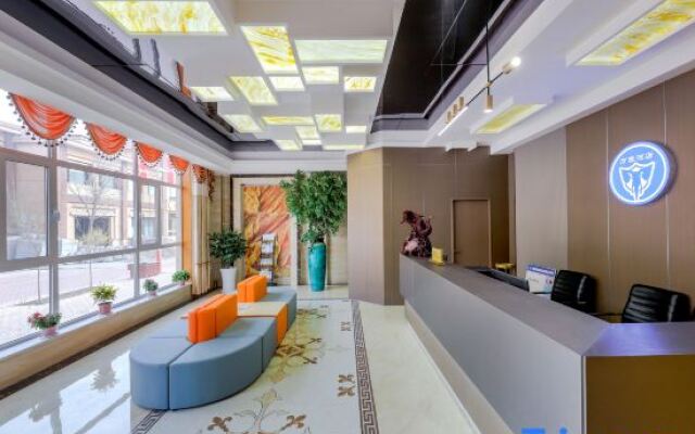 Vientiane Taoyuan Holiday Hotel (Colorful Danxia Scenic Area Branch)