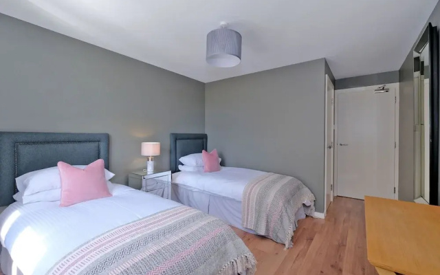 Contemporary Apartment Close to Aberdeen City Centre