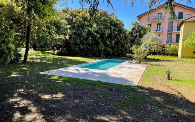 Historic villa with park and private pool on Lake Como