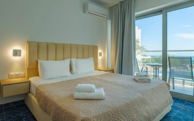 Ninos Grand Beach Hotel & Resort