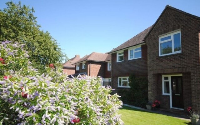 Beacon Square, Emsworth 414122