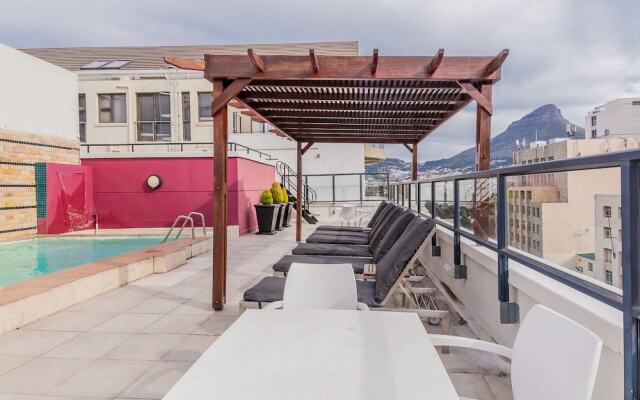 Adderley Hotel