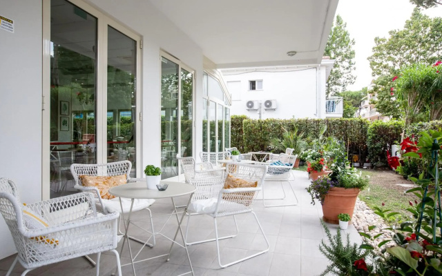 Villa Rosa BeYou Hotel