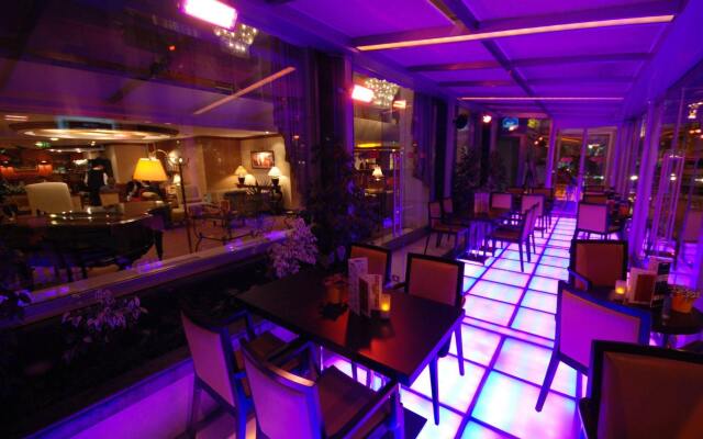 Eresin Taxim Premier