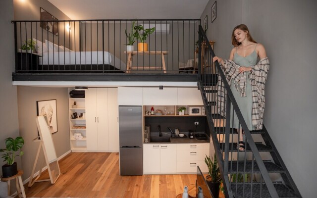DeBlox living - Alhambra Apartments
