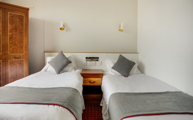 OYO Glenpark Hotel