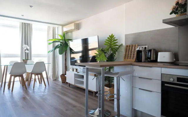 Castelldefels - Apartment - Sleeps 4 - Beach Side