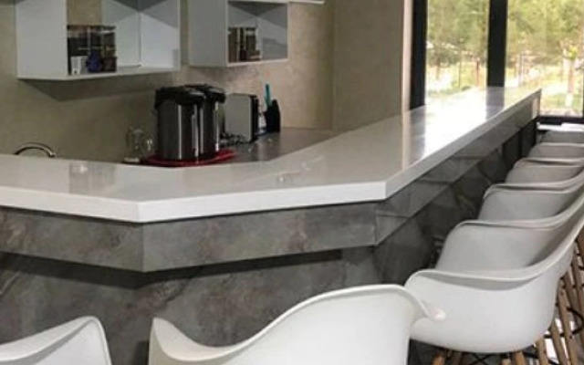 Чинабад Плаза