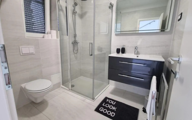 Holiday House Gavran