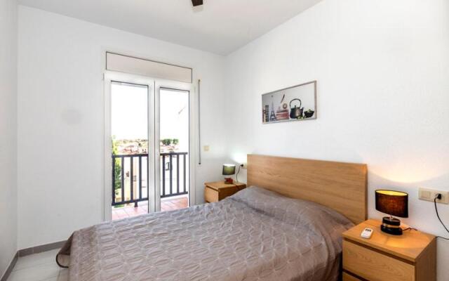 1015 Piso Gran Lago con 3 habitaciones y piscina