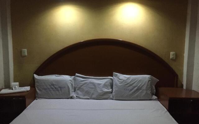 Hotel Paraiso Express