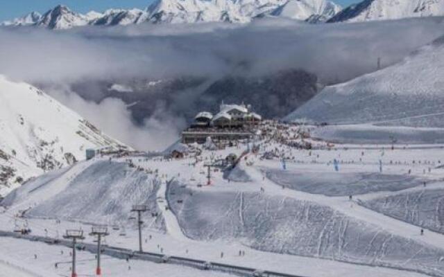 Appartement Cauterets, 2 pièces, 6 personnes - FR-1-234-140