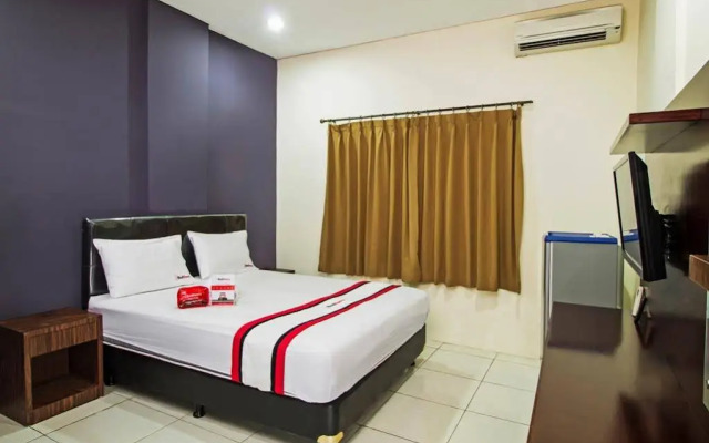 RedDoorz @ Karet Kuningan