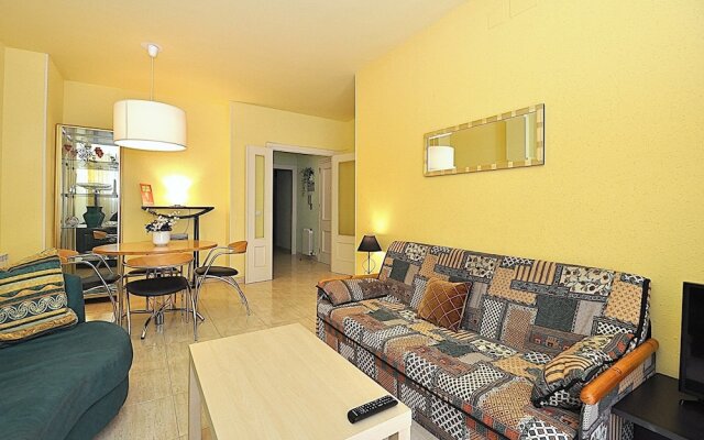 Apartment Llaverias-Calafats 171