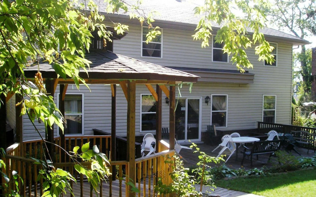 Susan's Villa B&B by Elevate Rooms