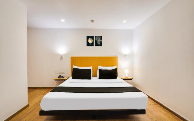 Premium Stays at Oak Indranagar